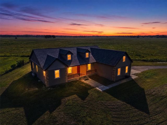 4027 N C 470, Lake Panasoffkee, FL 33538