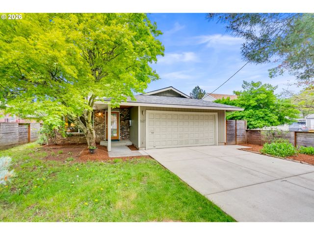 5627 Se HENDERSON St, Portland, OR 97206