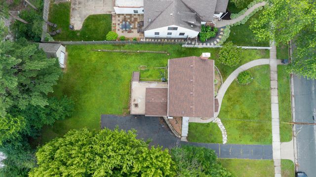 115 E 58th Street, Minneapolis, MN 55419
