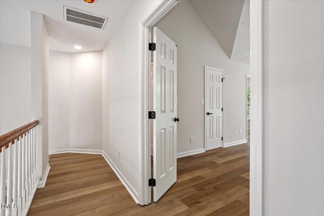 1720 Kingston Heath Way, Raleigh, NC 27604