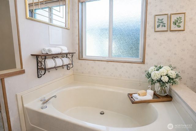 14405 Greenbelt Drive E, Bonney Lake, WA 98391