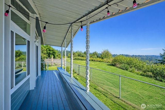 14405 Greenbelt Drive E, Bonney Lake, WA 98391