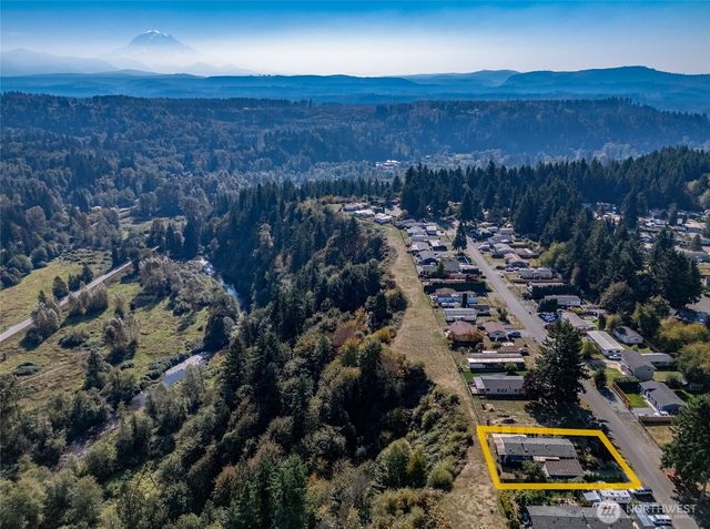 14405 Greenbelt Drive E, Bonney Lake, WA 98391