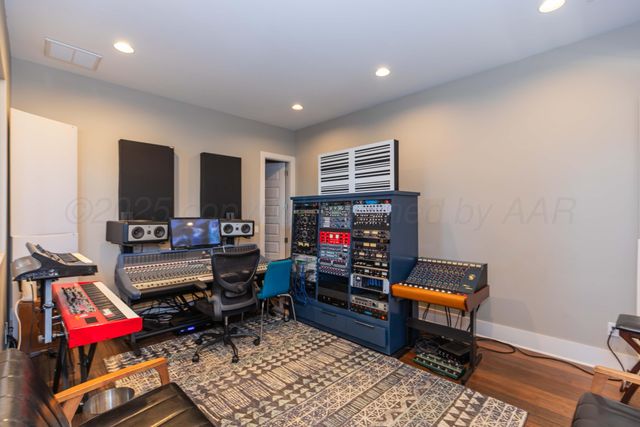 6306 GLENWOOD Drive, Amarillo, TX 79119