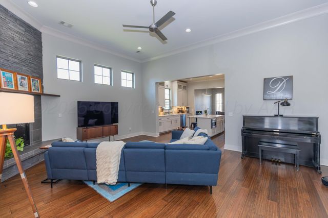 6306 GLENWOOD Drive, Amarillo, TX 79119