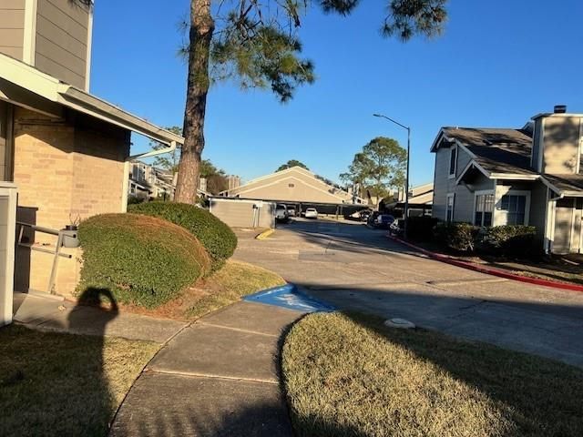 12245 Lemon Ridge Lane 122, Houston, TX 77035