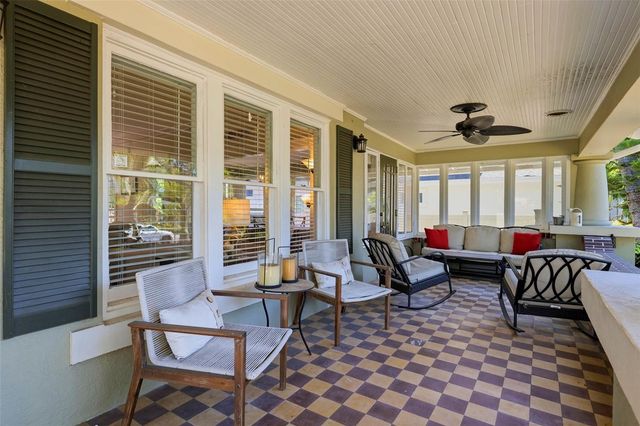 871 17TH AVENUE N, St Petersburg, FL 33704