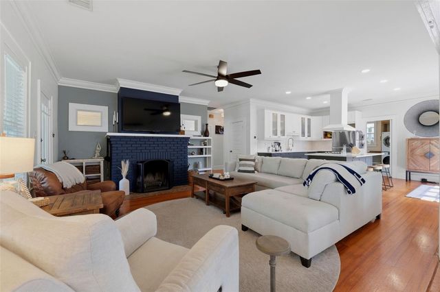 871 17TH AVENUE N, St Petersburg, FL 33704