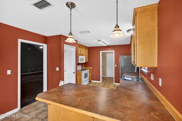 14905 Nassau Drive, Biloxi, MS 39532
