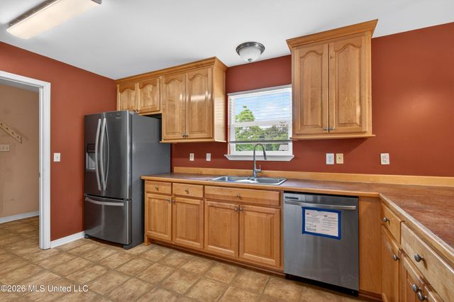 14905 Nassau Drive, Biloxi, MS 39532