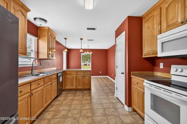 14905 Nassau Drive, Biloxi, MS 39532