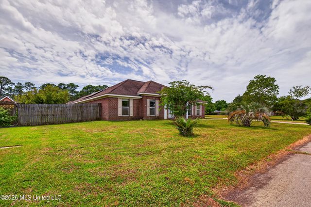 14905 Nassau Drive, Biloxi, MS 39532