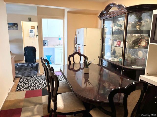 87-19 204th Street A68, Hollis, NY 11423