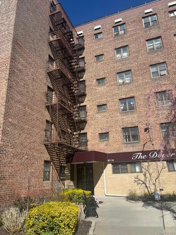 87-19 204th Street A68, Hollis, NY 11423