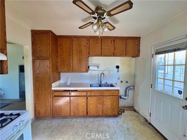 1852 260th Street, Lomita, CA 90717