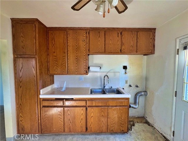 1852 260th Street, Lomita, CA 90717