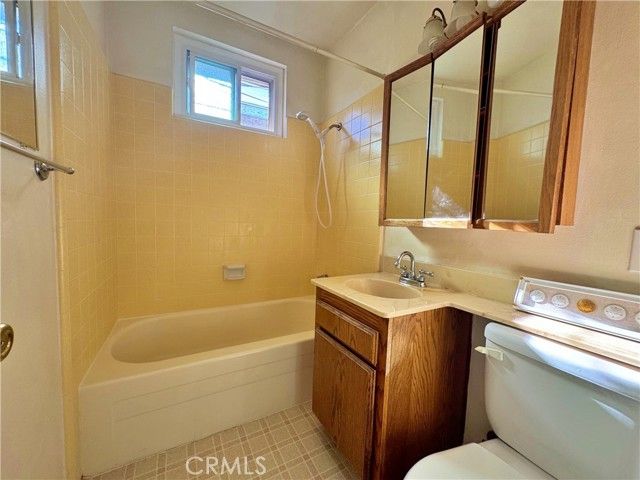 1852 260th Street, Lomita, CA 90717