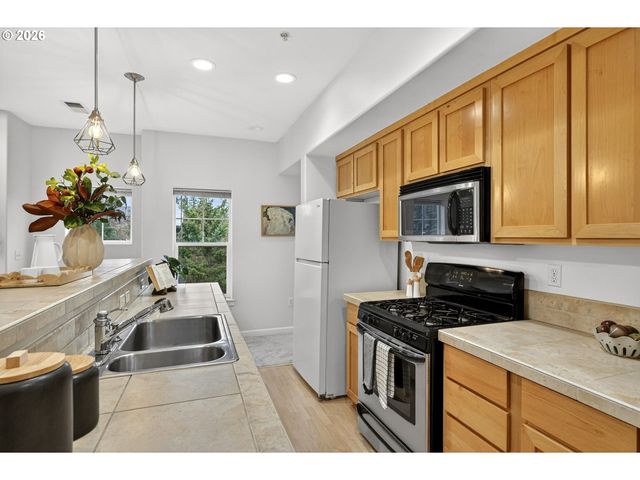 108 Ne CANVASBACK Way 201, Beaverton, OR 97006