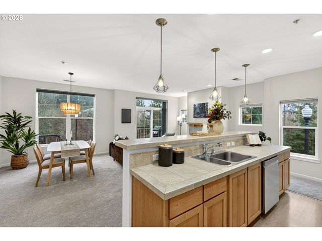 108 Ne CANVASBACK Way 201, Beaverton, OR 97006