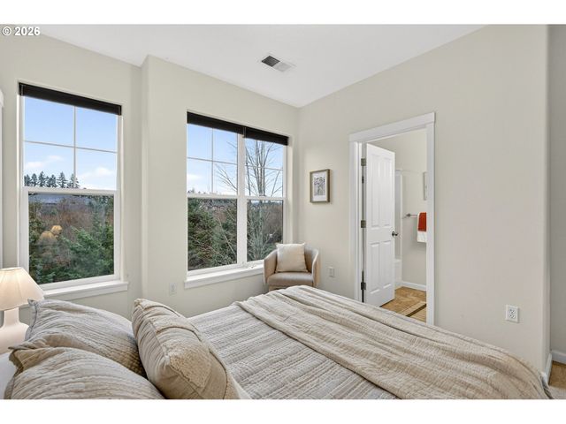 108 Ne CANVASBACK Way 201, Beaverton, OR 97006