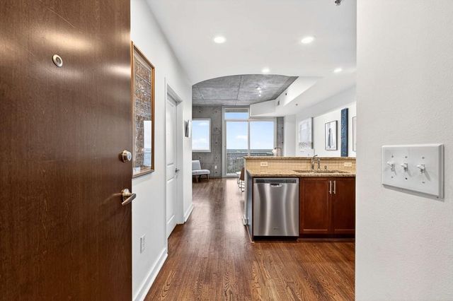 855 Peachtree Street NE 2415, Atlanta, GA 30309