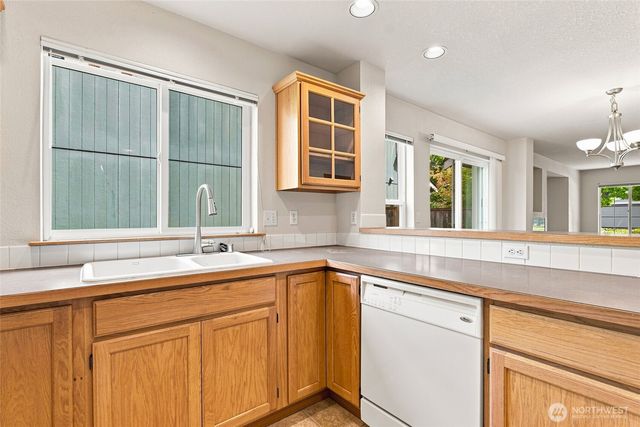 4061 Galena Street SE, Lacey, WA 98503