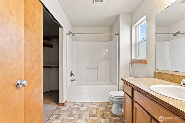4061 Galena Street SE, Lacey, WA 98503