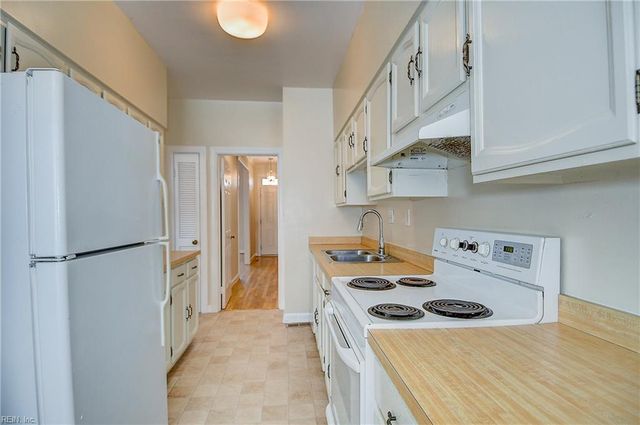 423 W Princess Anne RD, Norfolk, VA 23517