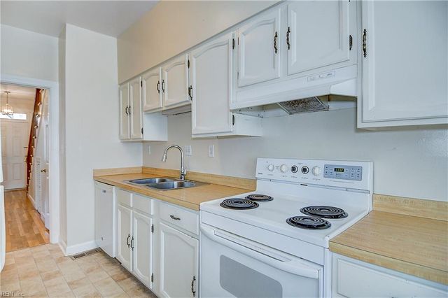 423 W Princess Anne RD, Norfolk, VA 23517