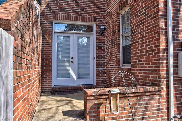 423 W Princess Anne RD, Norfolk, VA 23517