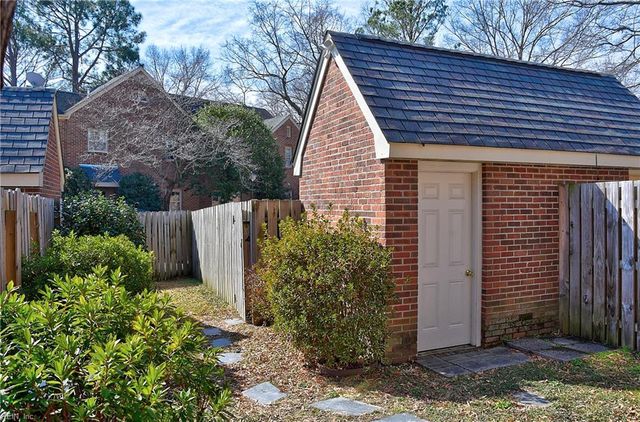 423 W Princess Anne RD, Norfolk, VA 23517