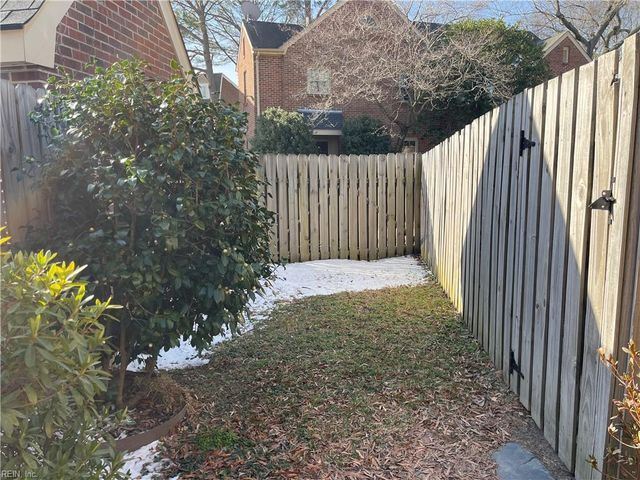 423 W Princess Anne RD, Norfolk, VA 23517