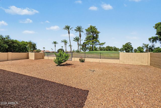 8902 E PLAYER Drive, Sun Lakes, AZ 85248