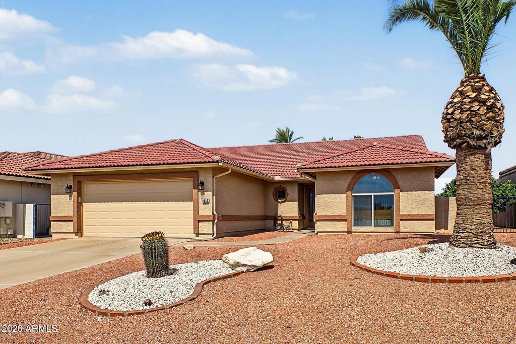 8902 E PLAYER Drive, Sun Lakes, AZ 85248 — exterior