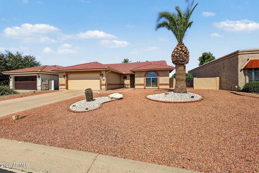 8902 E PLAYER Drive, Sun Lakes, AZ 85248 — photo 2