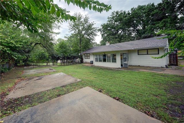 7506 E 111th Terrace, Kansas City, MO 64134