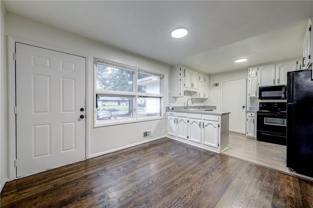 7506 E 111th Terrace, Kansas City, MO 64134