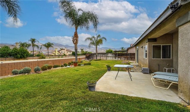 1856 Rue Chablis, San Jacinto, CA 92583