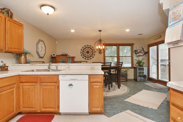 1911 Plymouth Landing, Manhattan, KS 66502