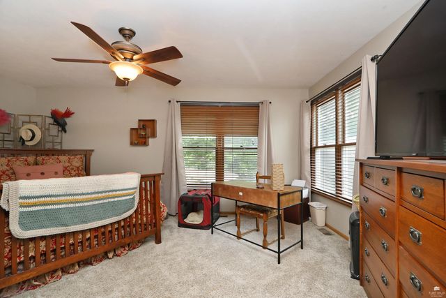 1911 Plymouth Landing, Manhattan, KS 66502