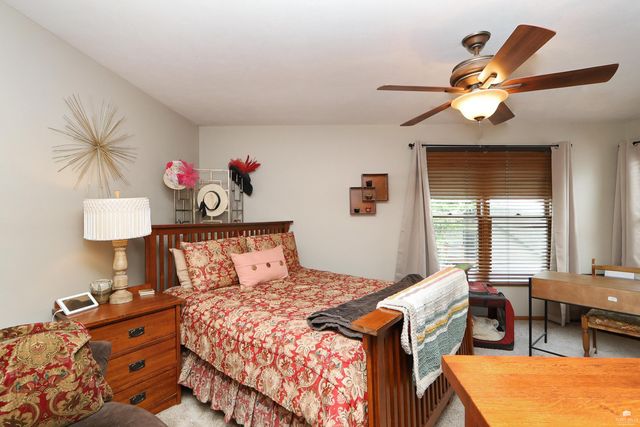 1911 Plymouth Landing, Manhattan, KS 66502