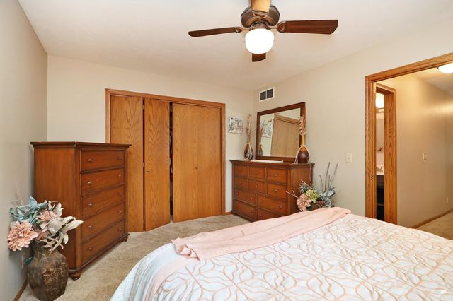 1911 Plymouth Landing, Manhattan, KS 66502