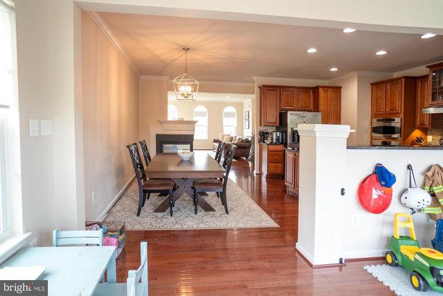 3827 CULLINGWORTH RD, Burtonsville, MD 20866