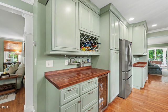 1001 W Peace Street, Raleigh, NC 27605