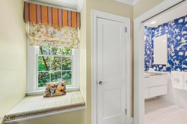 1001 W Peace Street, Raleigh, NC 27605
