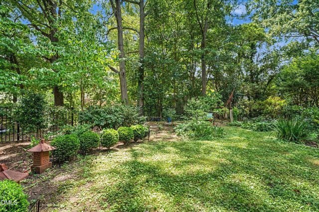 1001 W Peace Street, Raleigh, NC 27605