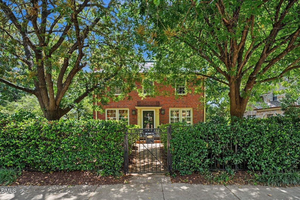 1001 W Peace Street, Raleigh, NC 27605