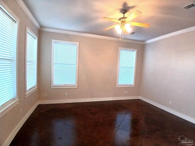 1149 N Guillemard St, Pensacola, FL 32501