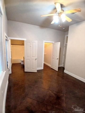 1149 N Guillemard St, Pensacola, FL 32501