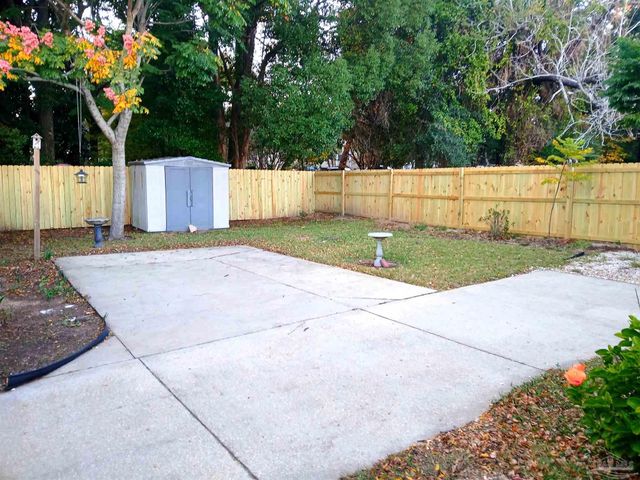 1149 N Guillemard St, Pensacola, FL 32501